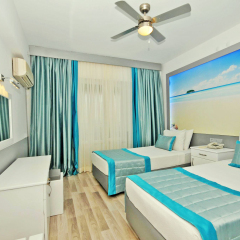 Blue Palace Hotel & Family комната для гостей фото 5