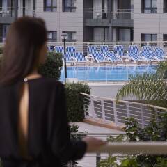 Отель InterContinental Malta Мальта, Сан Джулианс - 4 отзыва об отеле, цены и фото номеров - забронировать отель InterContinental Malta онлайн балкон