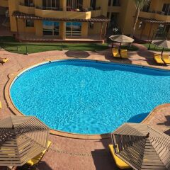 Отель Pool View Apart At British Resort 1334 бассейн