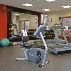 Отель Hampton Inn & Suites Columbus-Easton Area фитнесс-зал фото 2