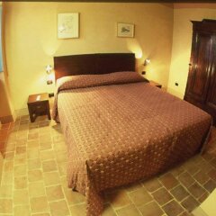 Отель Albergo Ristorante Garibaldi Чистерна-д'Асти комната для гостей