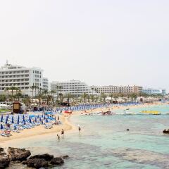 Отель Flokkas Hotel Apartments Кипр, Протарас - отзывы, цены и фото номеров - забронировать отель Flokkas Hotel Apartments онлайн пляж фото 2