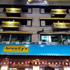 My Hotel Herrity Бангкок фото 4