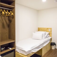 Отель STEP INN Myeongdong 1 Южная Корея, Сеул - 1 отзыв об отеле, цены и фото номеров - забронировать отель STEP INN Myeongdong 1 онлайн сейф в номере