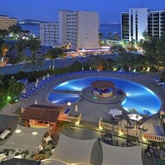 Отель Sol Lunamar Apartamentos - Adults Only бассейн