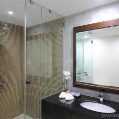 Avani Kalutara Resort in Kalutara, Sri Lanka from 173$, photos, reviews - zenhotels.com bathroom photo 2