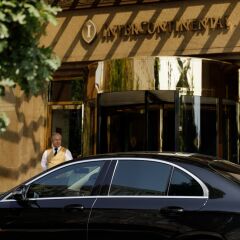 Отель InterContinental Kyiv Киев парковка