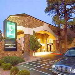Отель Embassy Suites Flagstaff парковка