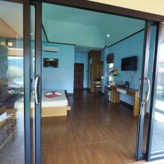 Отель Chomview Resort балкон