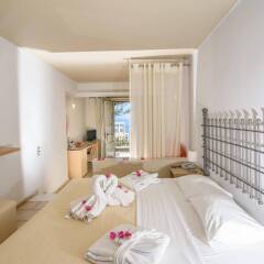 Hotel Antinea Suites & SPA комната для гостей