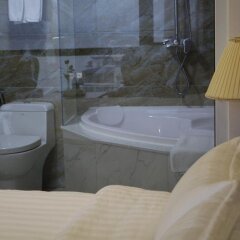 West Lake Home Hotel & Spa спа