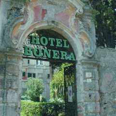 Отель Villa Bonera Италия, Генуя - отзывы, цены и фото номеров - забронировать отель Villa Bonera онлайн вид на фасад фото 2