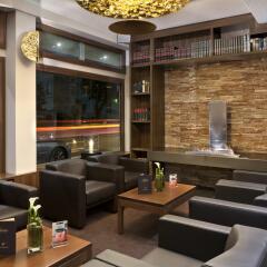 Flemings Hotel Frankfurt Main-Riverside гостиничный бар