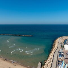Herods Hotel Tel Aviv by the Beach с домашними животными фото 2