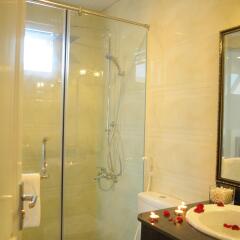 Van Nam Hotel Nha Trang Нячанг ванная