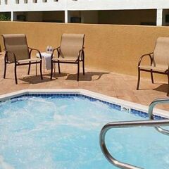 Отель Courtyard Los Angeles Century City Beverly Hills бассейн фото 2