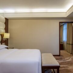 Отель Crowne Plaza Foshan комната для гостей фото 4