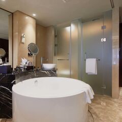 Отель Fu Rong Ge Hotel Китай, Сиань - отзывы, цены и фото номеров - забронировать отель Fu Rong Ge Hotel онлайн ванная