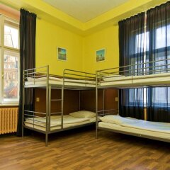 Отель A Plus Hotel and Hostel Чехия, Прага - отзывы, цены и фото номеров - забронировать отель A Plus Hotel and Hostel онлайн балкон