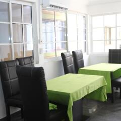 Отель Phisbond Hotels питание