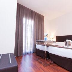 Отель Apartamentos Leganitos Испания, Мадрид - отзывы, цены и фото номеров - забронировать отель Apartamentos Leganitos онлайн сейф в номере