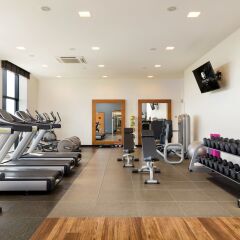 DoubleTree by Hilton Hotel Lodz фитнесс-зал фото 2