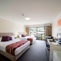 Airlie Beach Hotel in Airlie Beach, Australia from 206$, photos, reviews - zenhotels.com guestroom