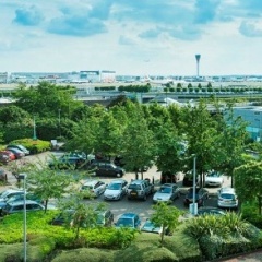Отель Park Inn by Radisson London Heathrow балкон