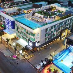 The Bloc Hotel фото 4