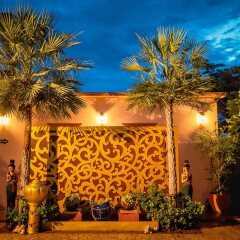 Отель Ploy Khumthong Boutique Resort Бангкок фото 5