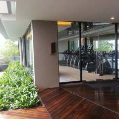 Отель The Base Uptown Phuket Таиланд, Пхукет - отзывы, цены и фото номеров - забронировать отель The Base Uptown Phuket онлайн фитнесс-зал фото 3