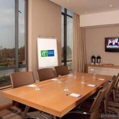 Отель Holiday Inn Express Sandton Woodmead фото 2