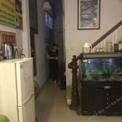Отель Hoan Kiem Hostel Hanoi Вьетнам, Ханой - отзывы, цены и фото номеров - забронировать отель Hoan Kiem Hostel Hanoi онлайн питание фото 3