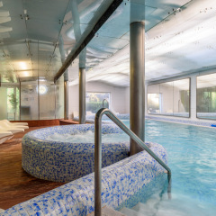 Eurostars Hotel Real бассейн фото 2
