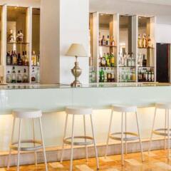Hotel Apartamentos Vistasol & Spa гостиничный бар