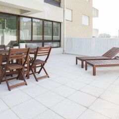 Отель Liiiving In Porto - Boavista Sunny Terrace Порту бассейн