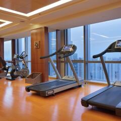 Отель Courtyard by Marriott Suzhou фитнесс-зал фото 4