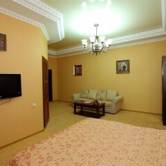 Grand Hotel in Bishkek, Kyrgyzstan from 54$, photos, reviews - zenhotels.com room amenities photo 2