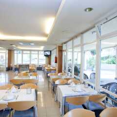 Hotel Avenida питание