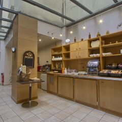 Отель Timhotel Le Louvre Франция, Париж - 12 отзывов об отеле, цены и фото номеров - забронировать отель Timhotel Le Louvre онлайн питание фото 2