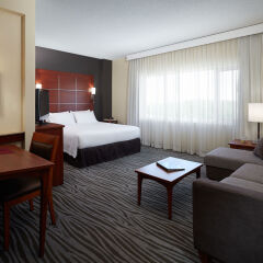 Отель Residence Inn by Marriott Montreal Airport Канада, Монреаль - отзывы, цены и фото номеров - забронировать отель Residence Inn by Marriott Montreal Airport онлайн комната для гостей фото 3