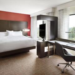 Отель Marriott Columbus University Area комната для гостей фото 5