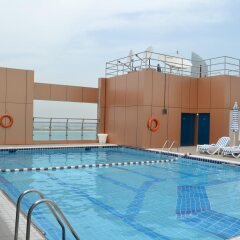 Sheraton Khalidiya Hotel бассейн фото 3