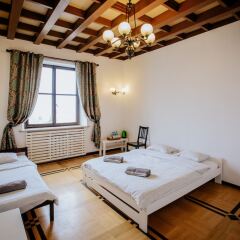 Отель Green Wood Apartment Stara Ochota, 6th floor - no lift Польша, Варшава - отзывы, цены и фото номеров - забронировать отель Green Wood Apartment Stara Ochota, 6th floor - no lift онлайн комната для гостей фото 2