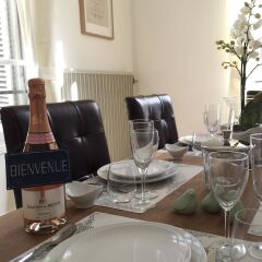 Апартаменты Apartment in heart of historic Saumur Сомюр помещение для мероприятий