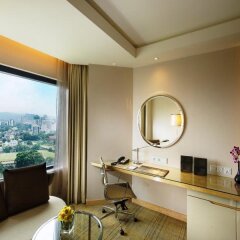 Отель DoubleTree By Hilton Kuala Lumpur Малайзия, Куала-Лумпур - 3 отзыва об отеле, цены и фото номеров - забронировать отель DoubleTree By Hilton Kuala Lumpur онлайн удобства в номере
