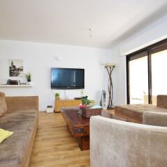 Amazing 3BR Garden Apt near Gordon Beach Израиль, Тель-Авив - отзывы, цены и фото номеров - забронировать отель Amazing 3BR Garden Apt near Gordon Beach онлайн комната для гостей фото 2