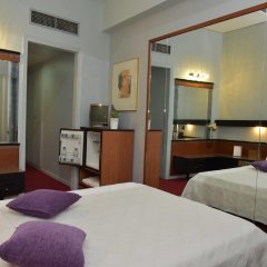 Victory Inn in Athens, Greece from 59$, photos, reviews - zenhotels.com guestroom
