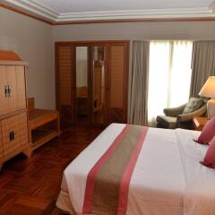 Отель Rama Gardens Hotel Bangkok Таиланд, Бангкок - отзывы, цены и фото номеров - забронировать отель Rama Gardens Hotel Bangkok онлайн комната для гостей фото 2