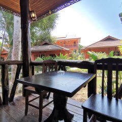 Отель Lanta Whiterock Resort Старая часть Ланты балкон